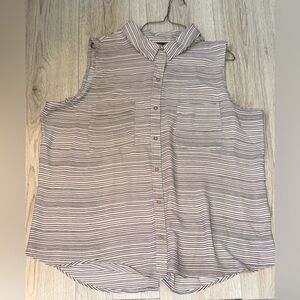 Apt. 9 Button Down Tank Top sleeveless shirt top